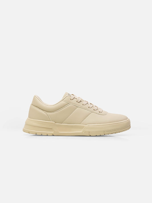 Low Top Trainers