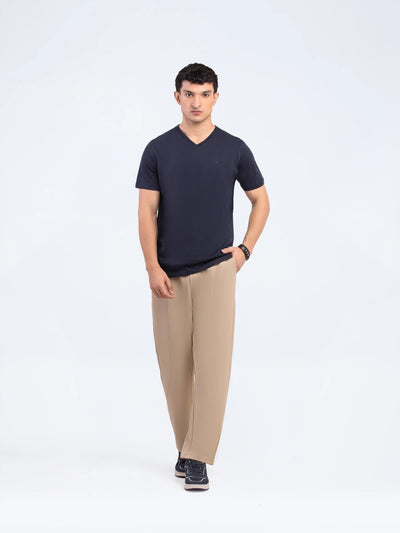 Regular Fit Basic V-Neck Tee