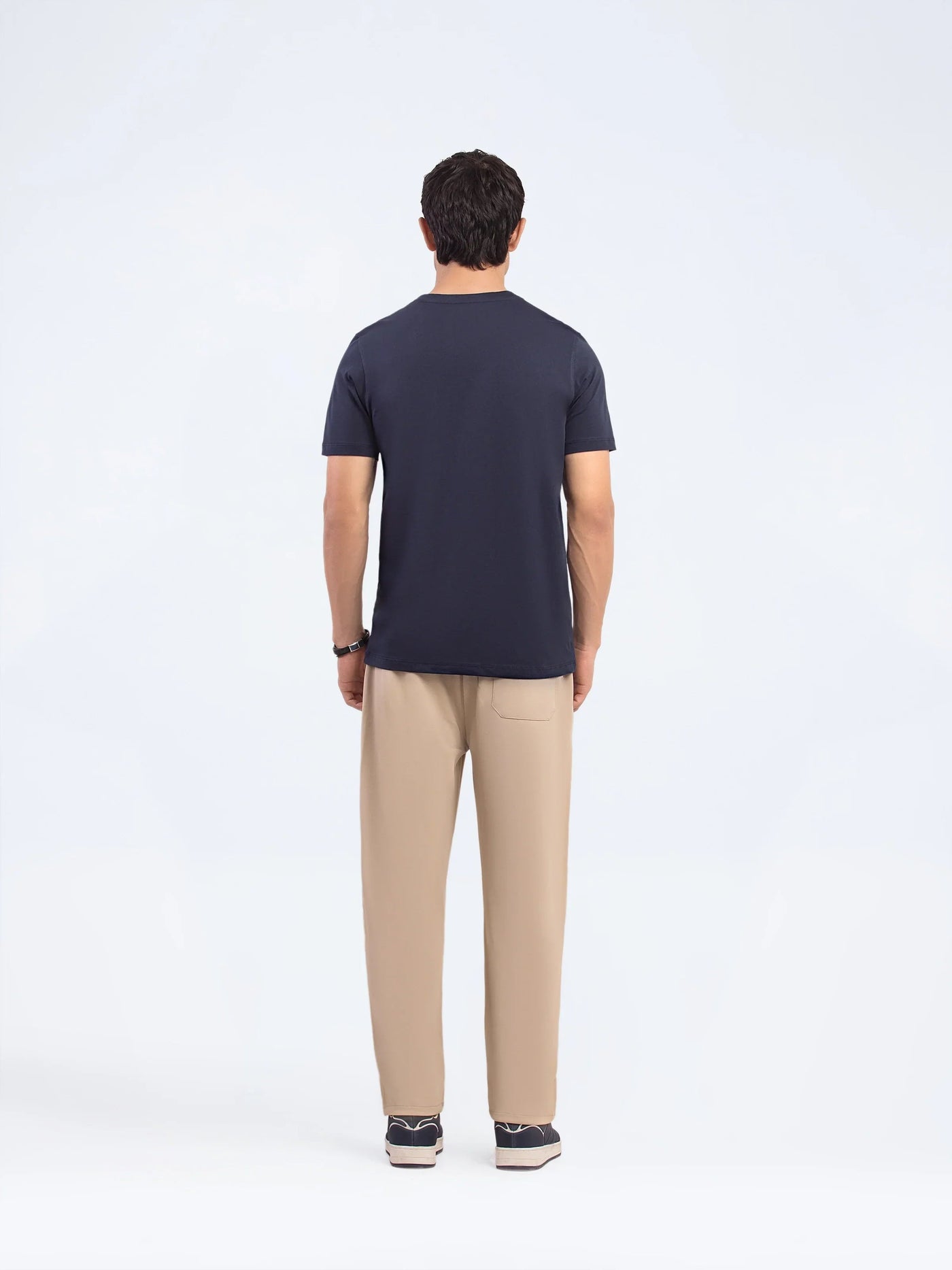 Regular Fit Basic V-Neck Tee